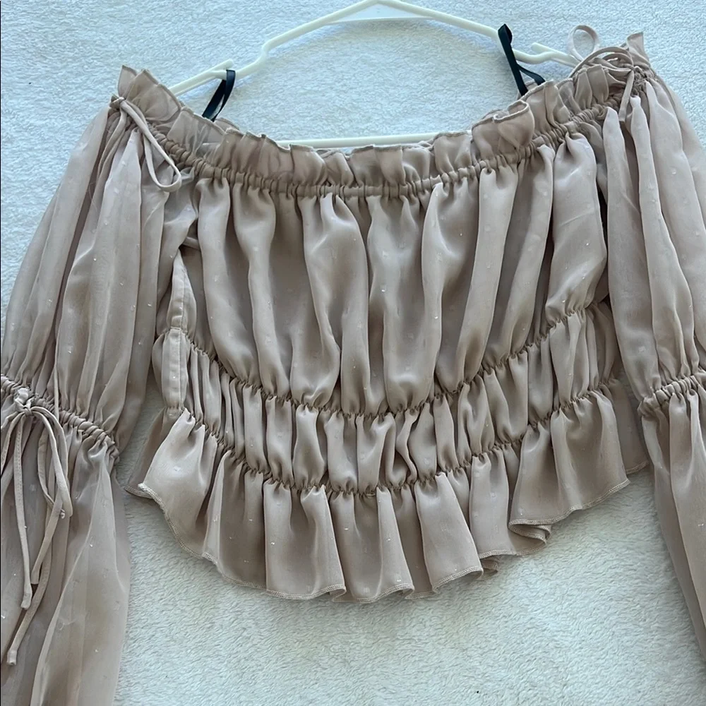 Chic Off-Shoulder Ruffled Blouse - Picture 1 of 4